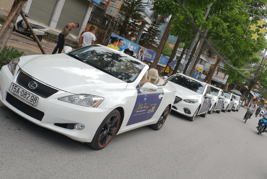 Dàn ô tô cho chương trình roadshow ô tô trong sự kiện khai trương PNJ cơ sở Cẩm Phả, Quảng Ninh